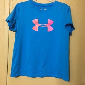 Girls Under Armour Dri-Fit shirt